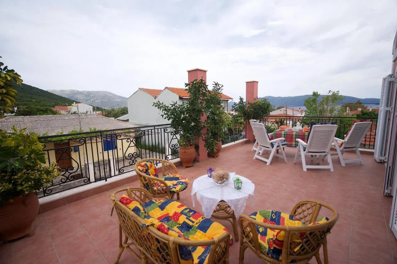 Stella'S Place Karavomylos