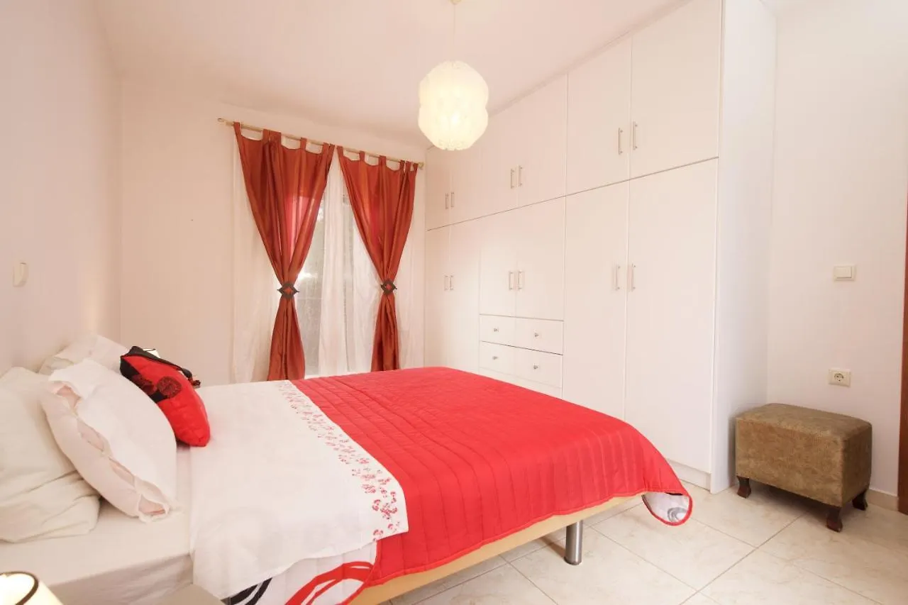 Holiday home Stella'S Place Karavomylos