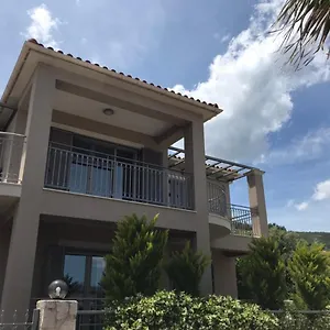 D'angelos Apartment